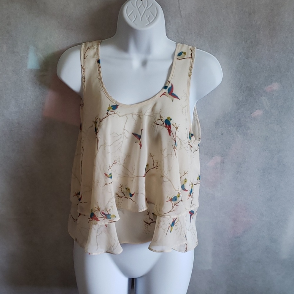 Small Layered Flowing Cream Tank with Cute Birds